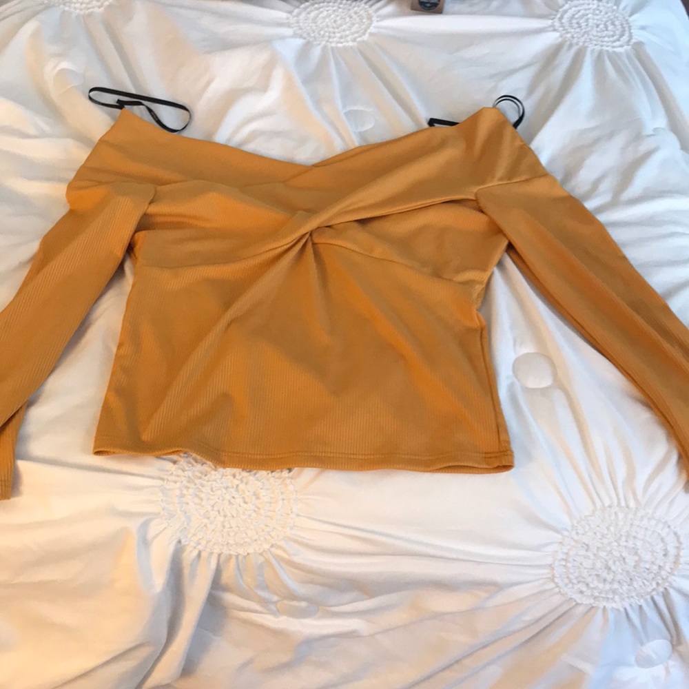 Mustard long sleeve crop top